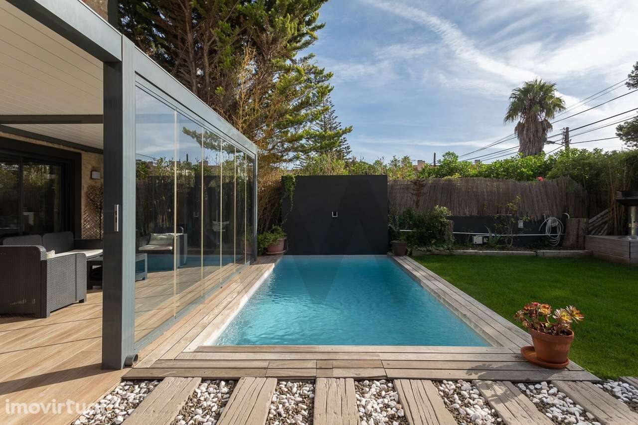 Moradia T3+1 de Charme com Piscina no Coração de Cascais - Grande imagem: 3/43