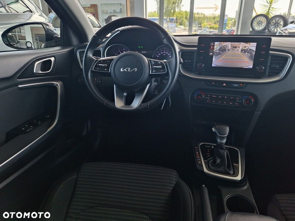 Kia Ceed 1.5 T-GDI M DCT - 22