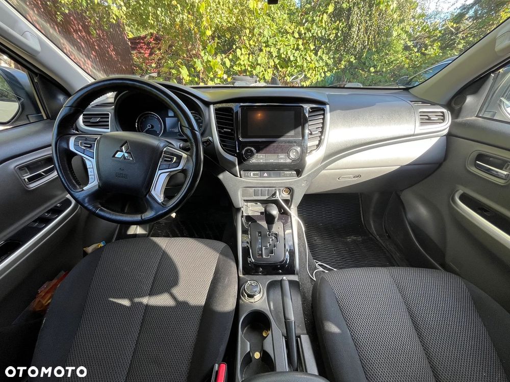 Mitsubishi L200 2.4 d DC Black Edition EU6 - 5