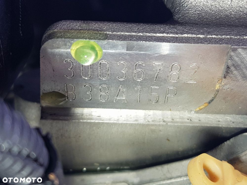 Silnik B38 B38A15P 1.5i benzyna BMW X1 U11 2 U06 - 6