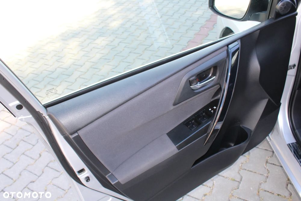 Toyota Auris - 7