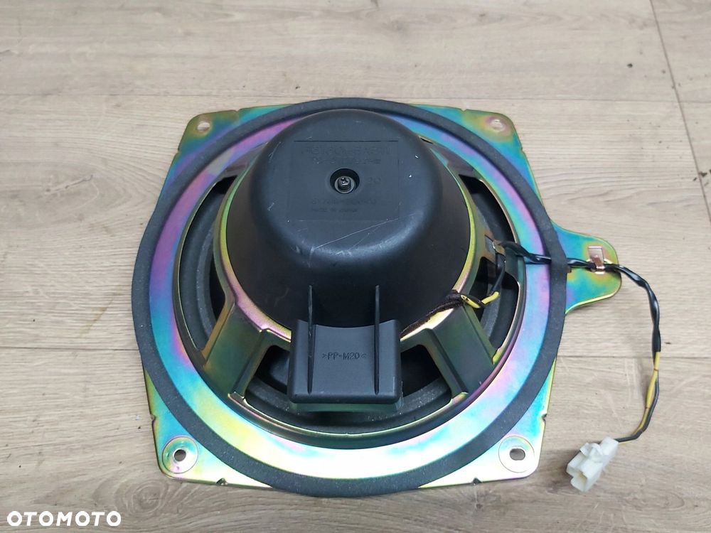 LEXUS GS II 300 97-04r głośnik subwoofer 86160-3A311 - 3