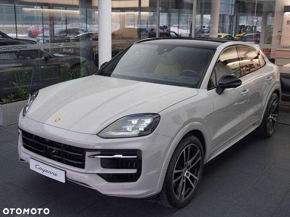 Porsche Cayenne - 4