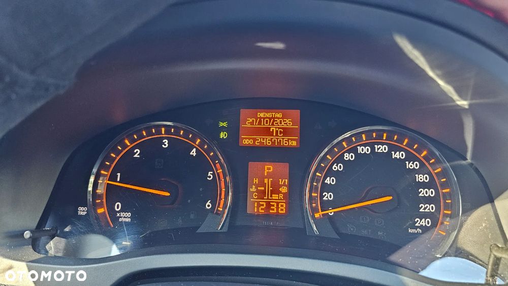 Toyota Avensis - 3