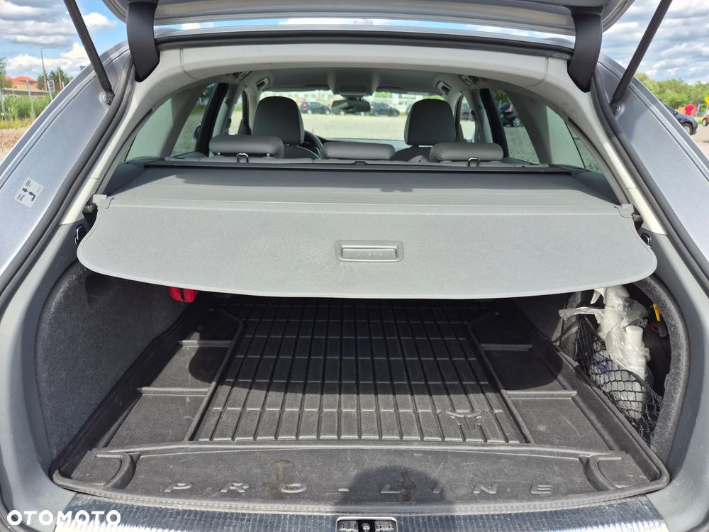Audi A4 Avant 2.0 TDI ultra - 19