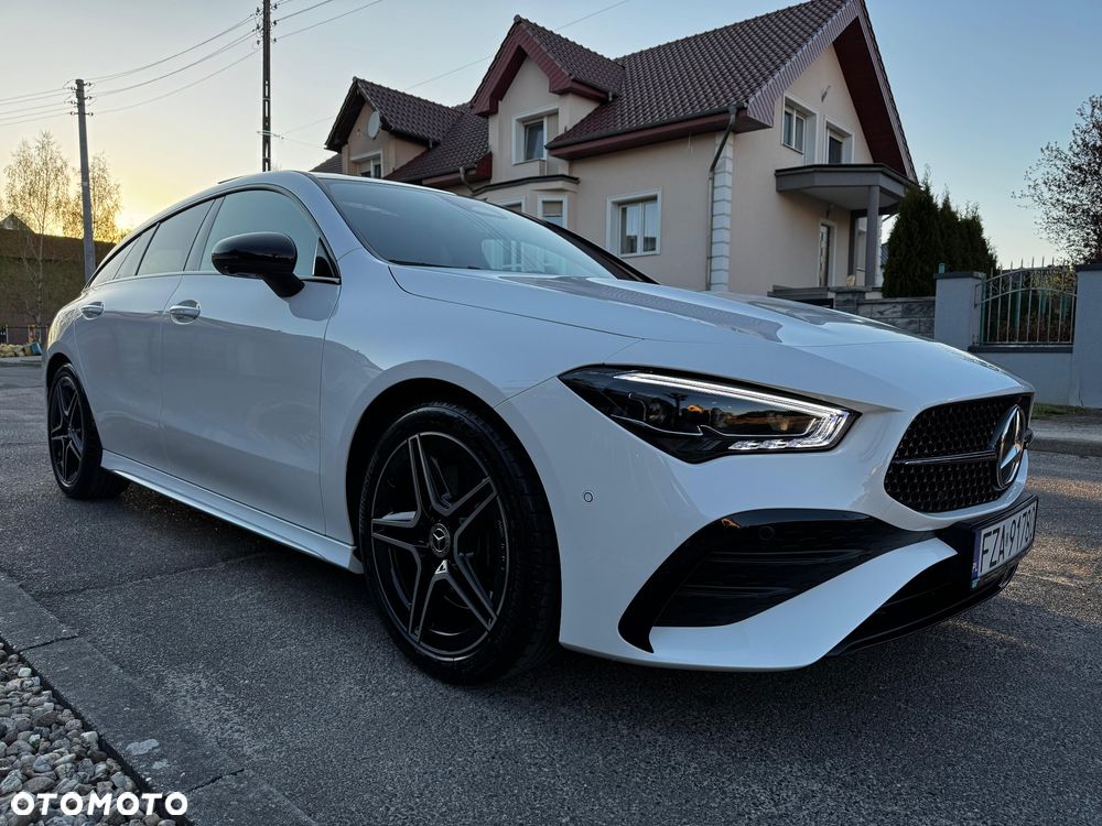 Mercedes-Benz CLA 200 AMG Line 7G-DCT - 1