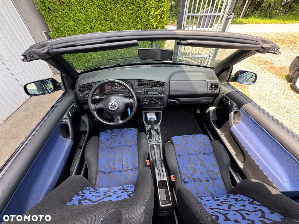 Volkswagen Golf 1.8 CL - 9