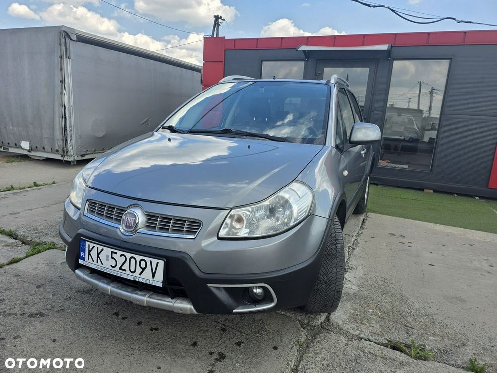 Fiat Sedici - 1