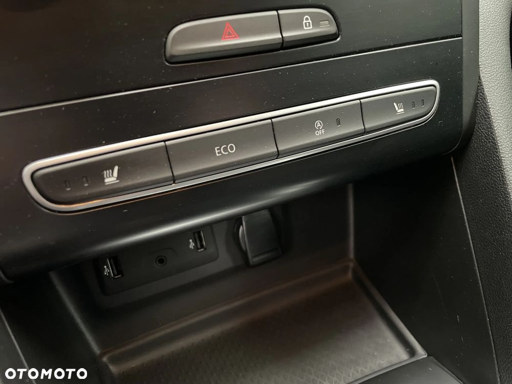 Renault Megane 1.3 TCe FAP Limited - 28