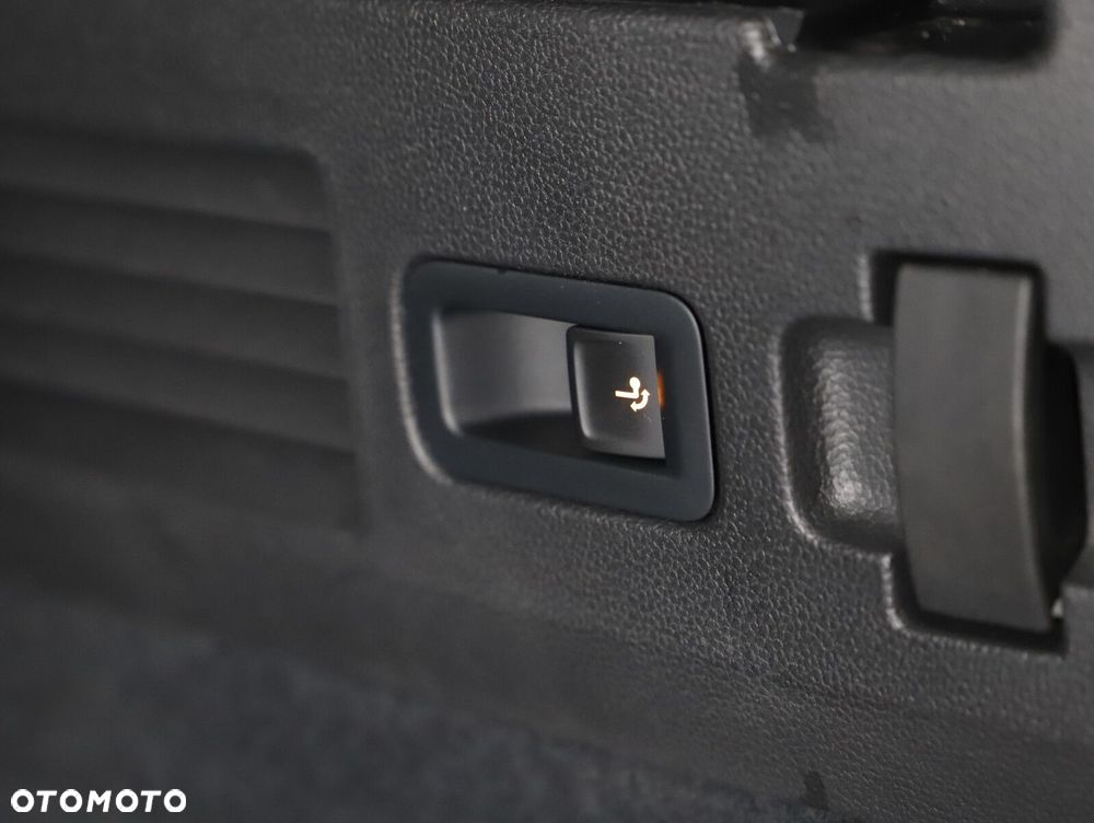 Volkswagen Arteon Shooting Brake 2.0 TDI 4Motion R-Line DSG - 25