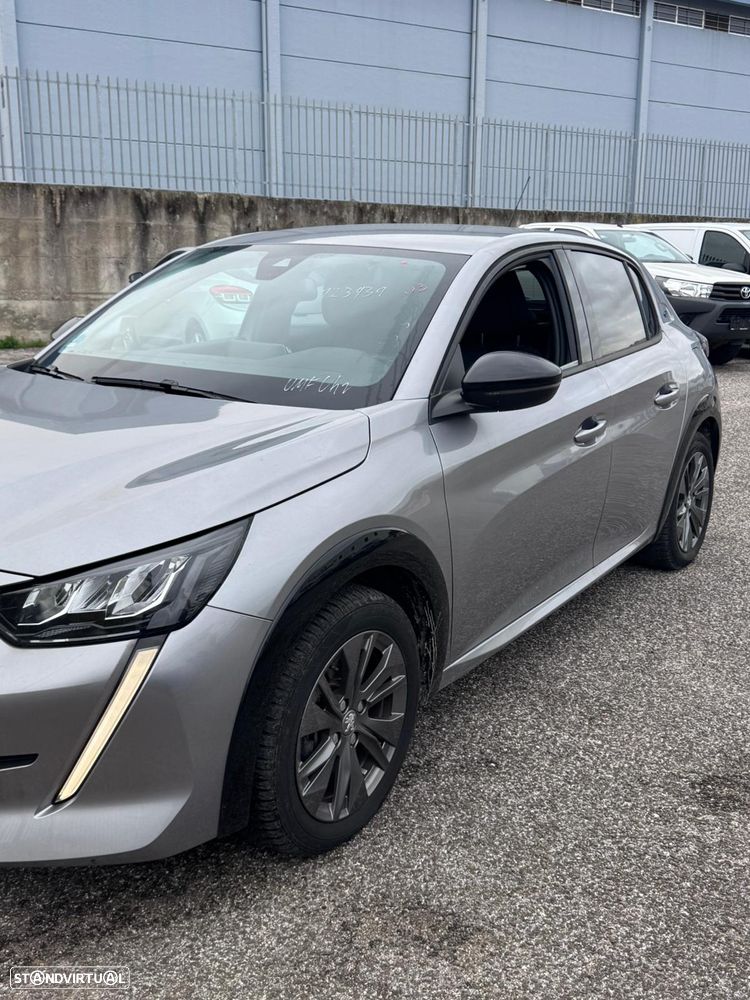 Peugeot e-208 51 kWh Allure - 6