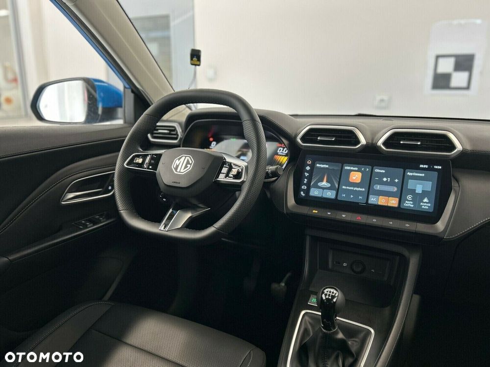 MG ZS - 21