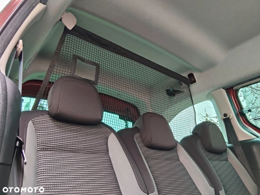 Peugeot Partner - 27