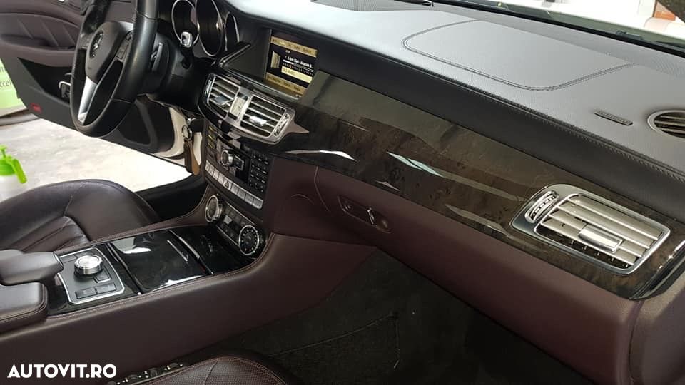 Mercedes-Benz CLS 350 CDI DPF 4Matic BlueEFFICIENCY 7G-TRONIC Edition 1 - 5