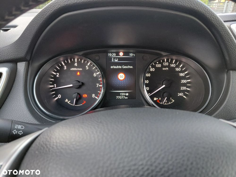 Nissan Qashqai - 10