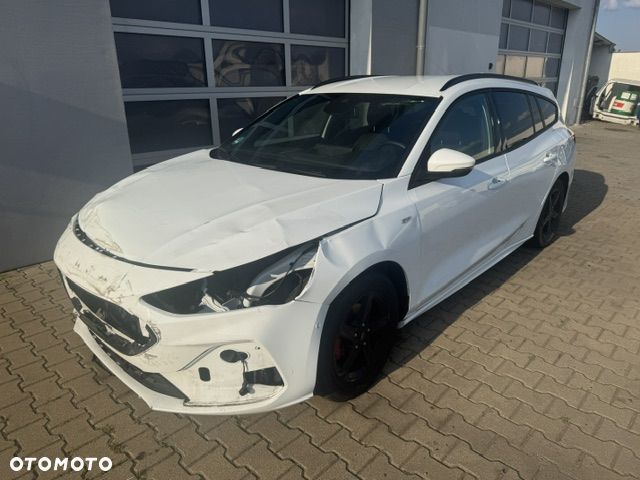 Ford Focus 1.0 EcoBoost Hybrid ST-LINE - 2