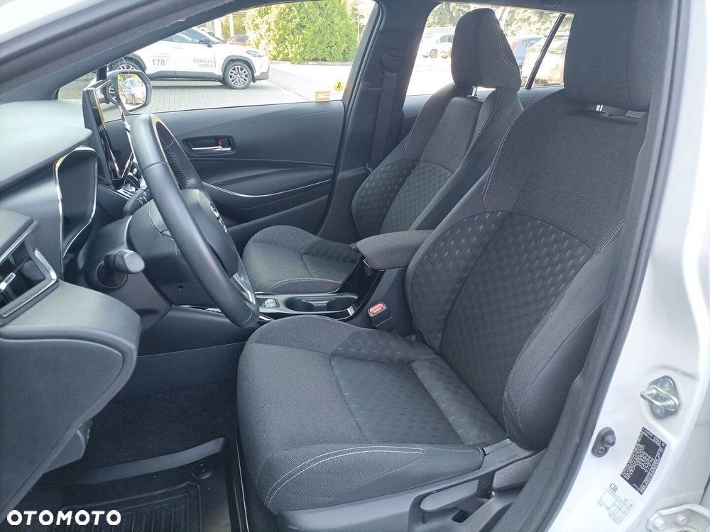 Toyota Corolla 1.8 Hybrid Comfort - 11