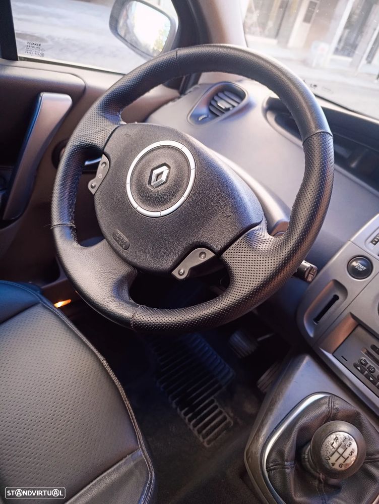 Renault Mégane Scénic - 18