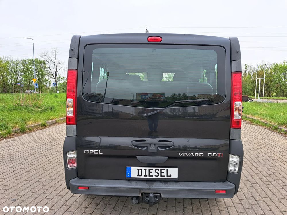 Opel Vivaro - 8