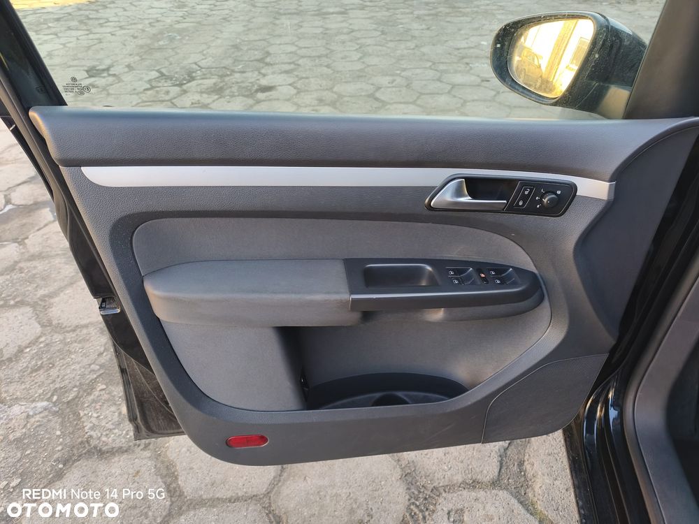 Volkswagen Touran 1.6 TDI DPF BlueMotion Technology Comfortline - 7