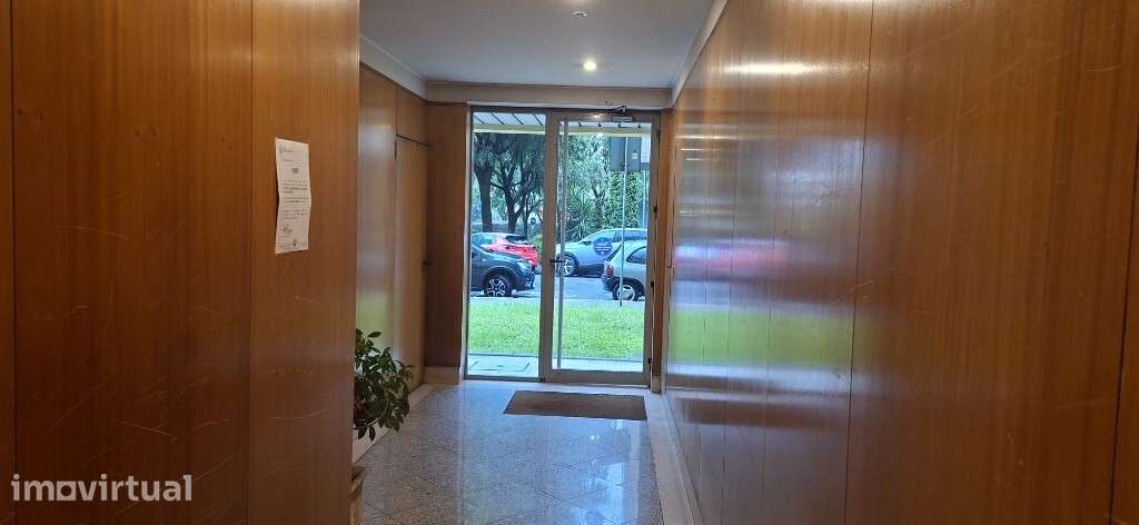 Apartamento T1+1 - Braga - Grande imagem: 2/17