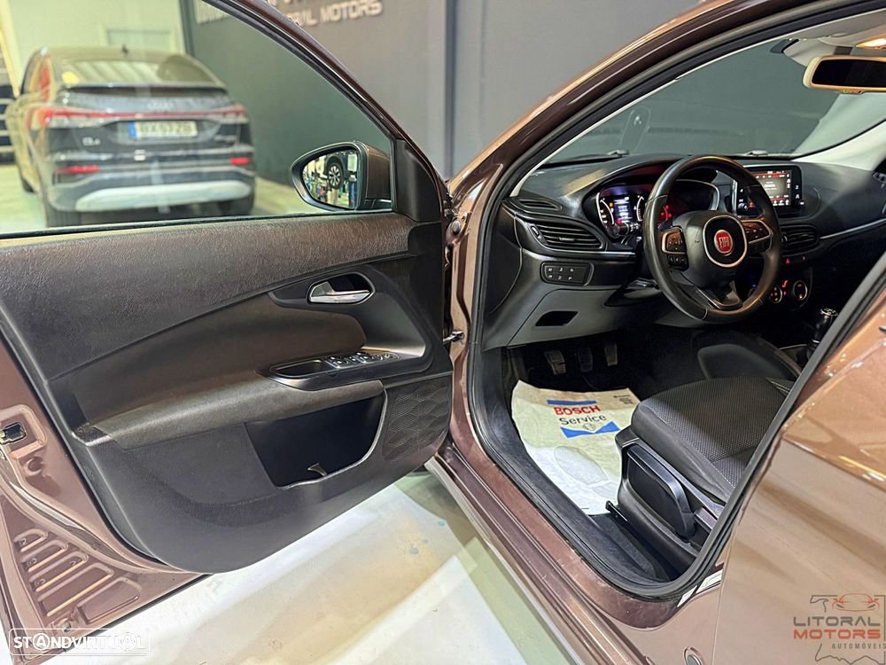 Fiat Tipo Station Wagon 1.3 M-Jet Lounge Tech - 14