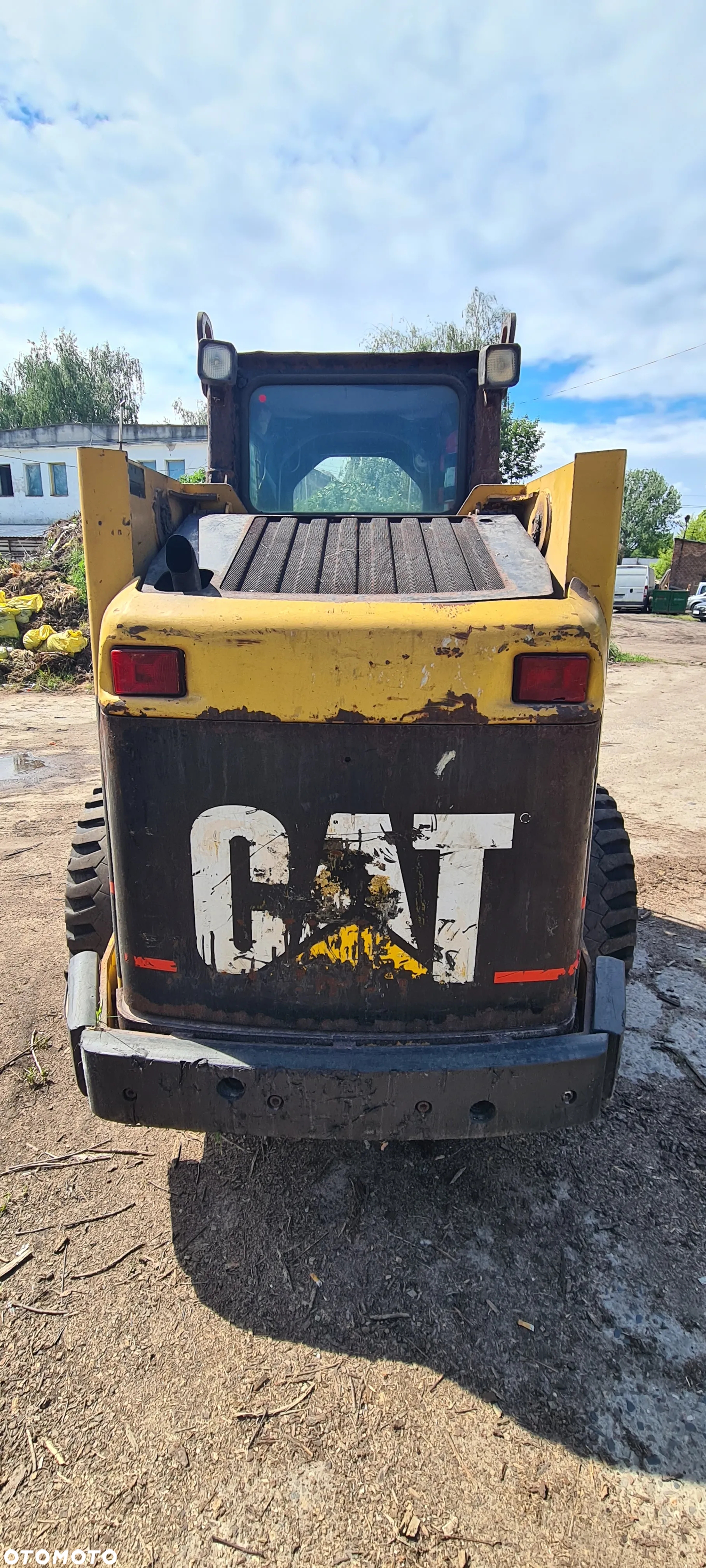 Caterpillar CAT 236B - 4