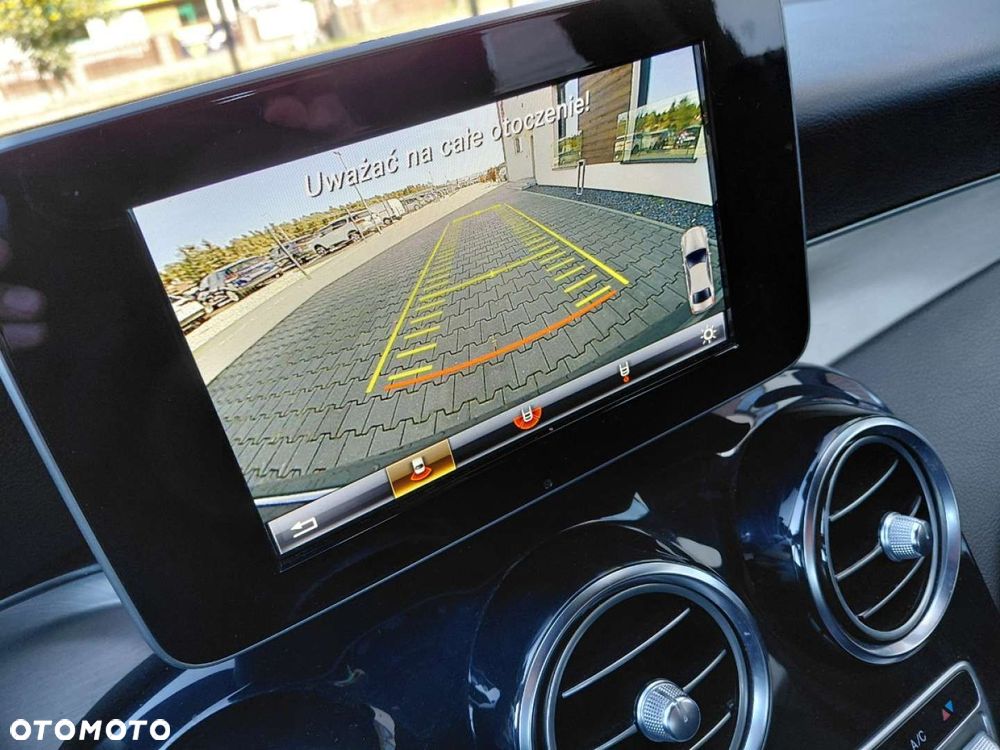 Mercedes-Benz GLC - 23