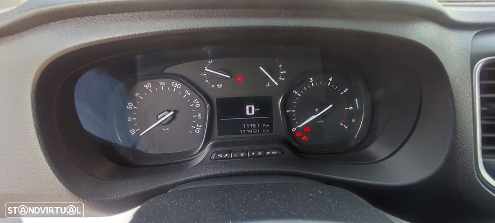 Peugeot Expert - 3