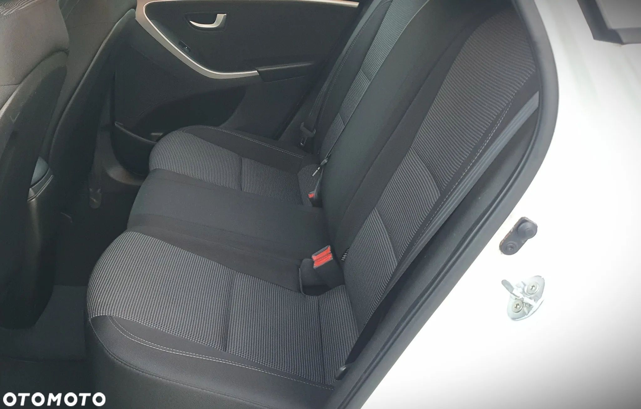 Hyundai i30 1.6 Comfort - 21