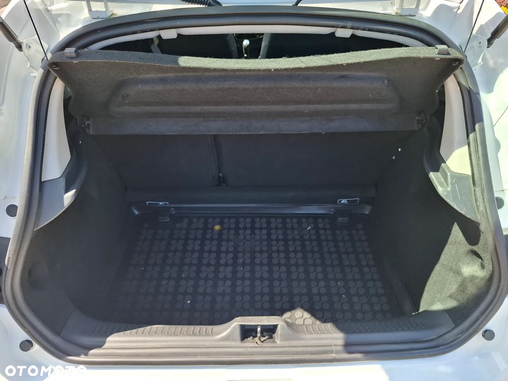 Renault Clio - 31