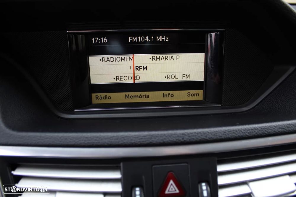 Mercedes-Benz E 250 BlueTEC Avantgarde - 21