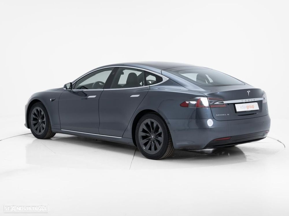 Tesla Model S 75D - 4