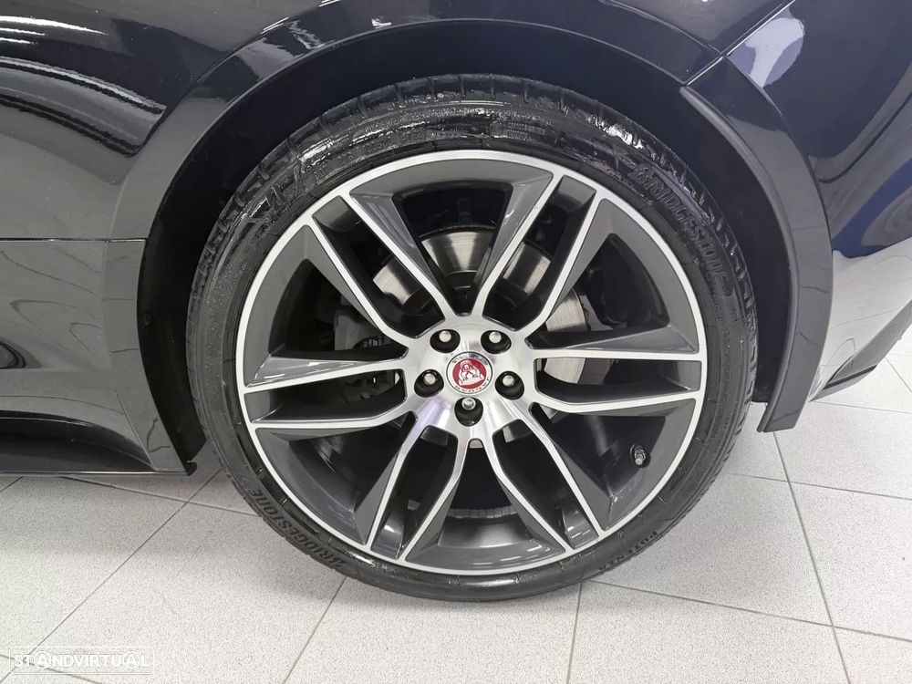 Jaguar F-Type 2.0 i4 R-Dynamic Black - 28