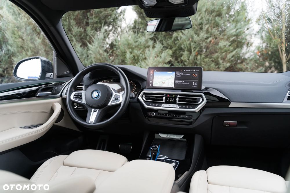 BMW iX3 80kWh Impressive - 19