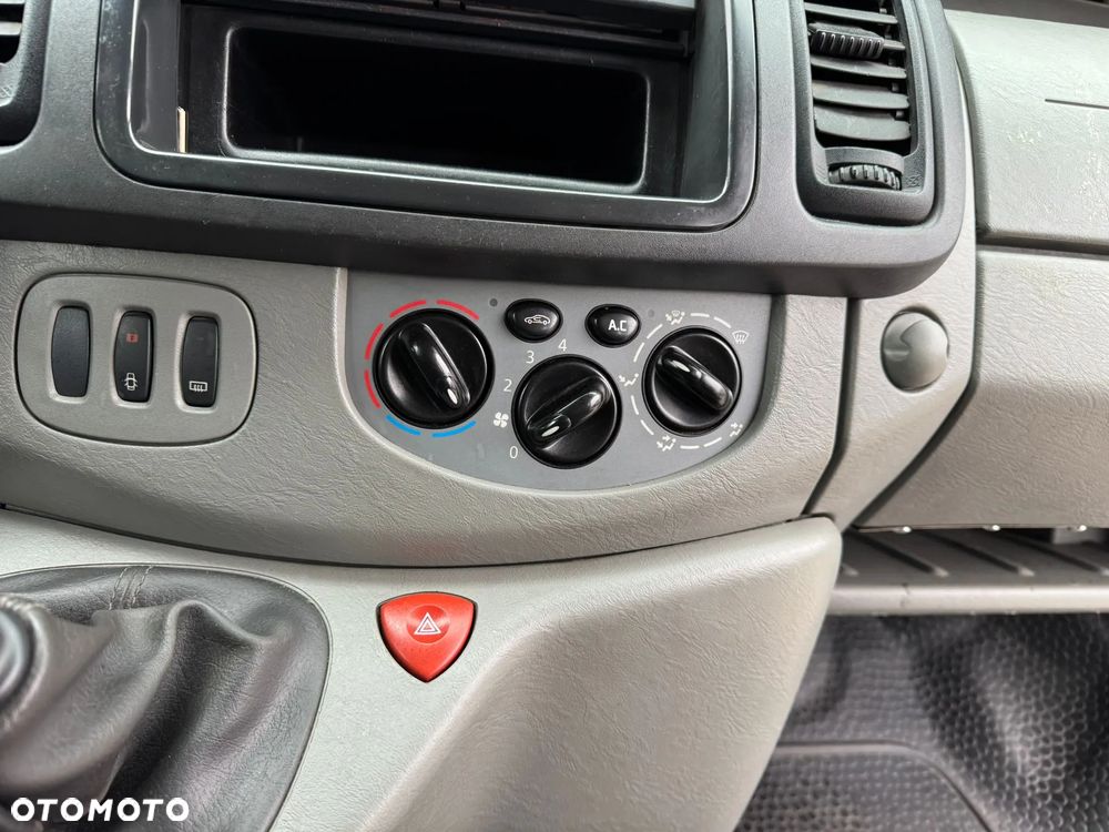 Opel Vivaro L2H1 2.9t Edition - 10