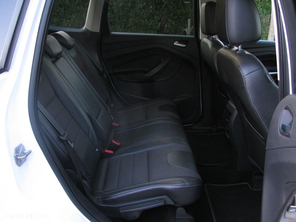 Ford Kuga 2.0 TDCi 2x4 SYNC - 27