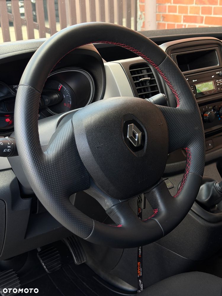 Renault Trafic - 21