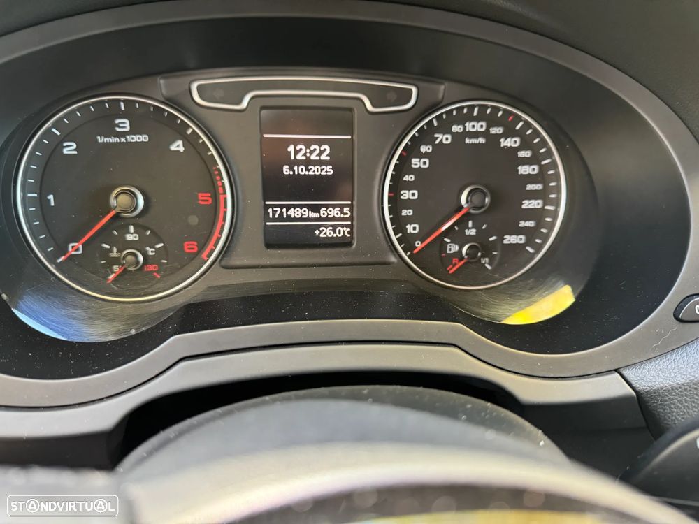 Audi Q3 2.0 TDI quattro Sport Edition S-tronic - 12