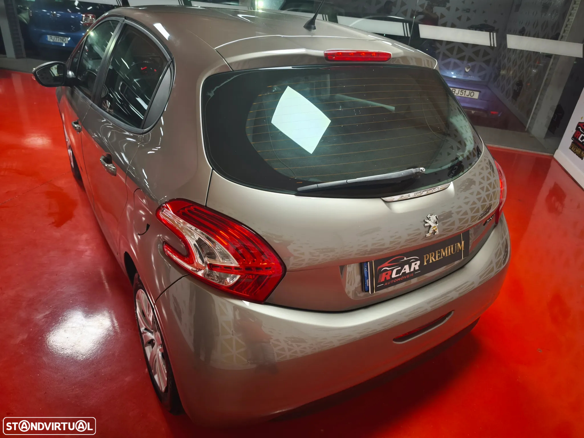 Peugeot 208 1.6 e-HDi Active - 5