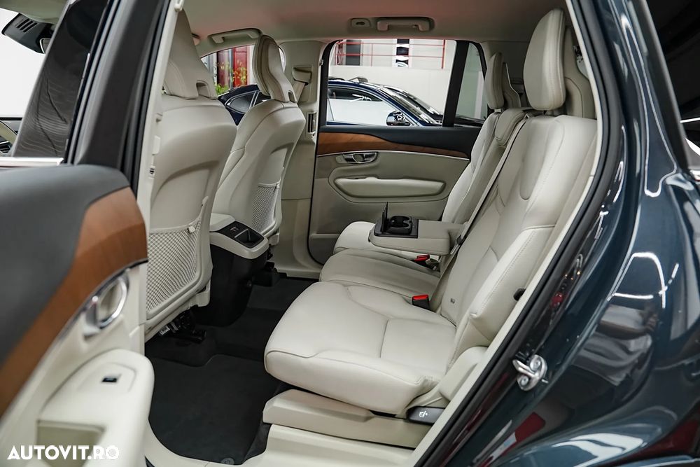 Volvo XC 90 B5 D AWD Geartronic Momentum Pro - 6