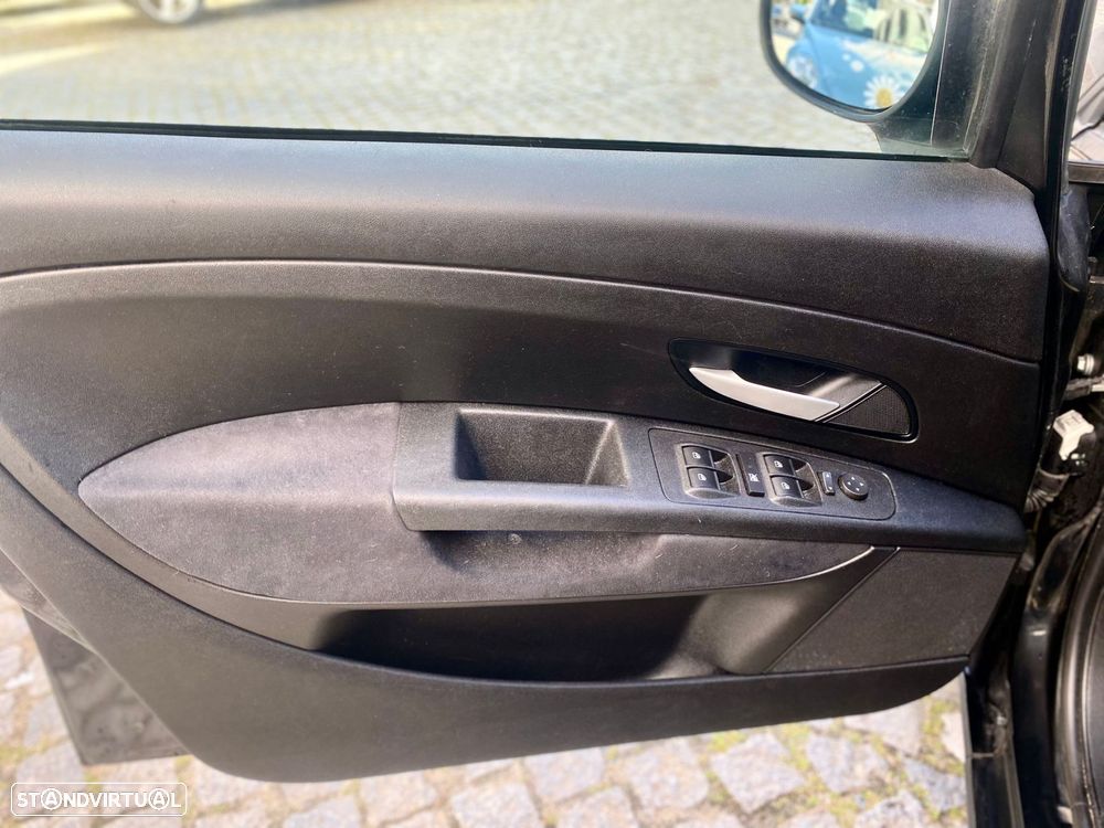 Fiat Grande Punto 1.3 M-Jet Dynamic Dualogic - 10