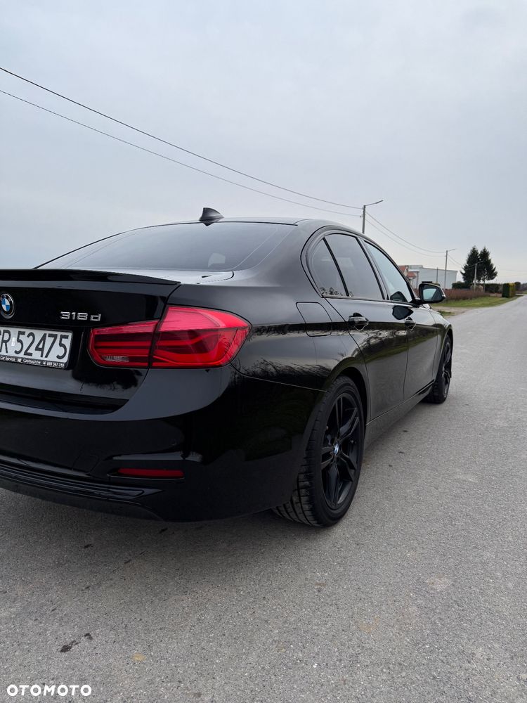BMW Seria 3 318d - 24