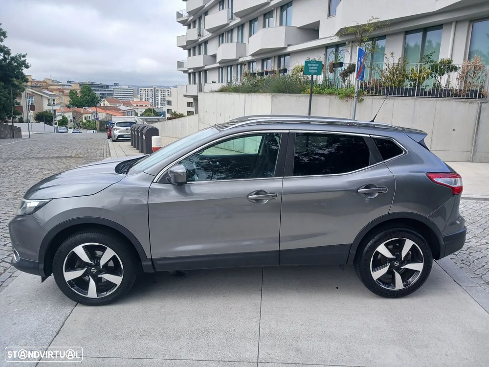 Nissan Qashqai 1.5 dCi N-Connecta RS+PS - 20