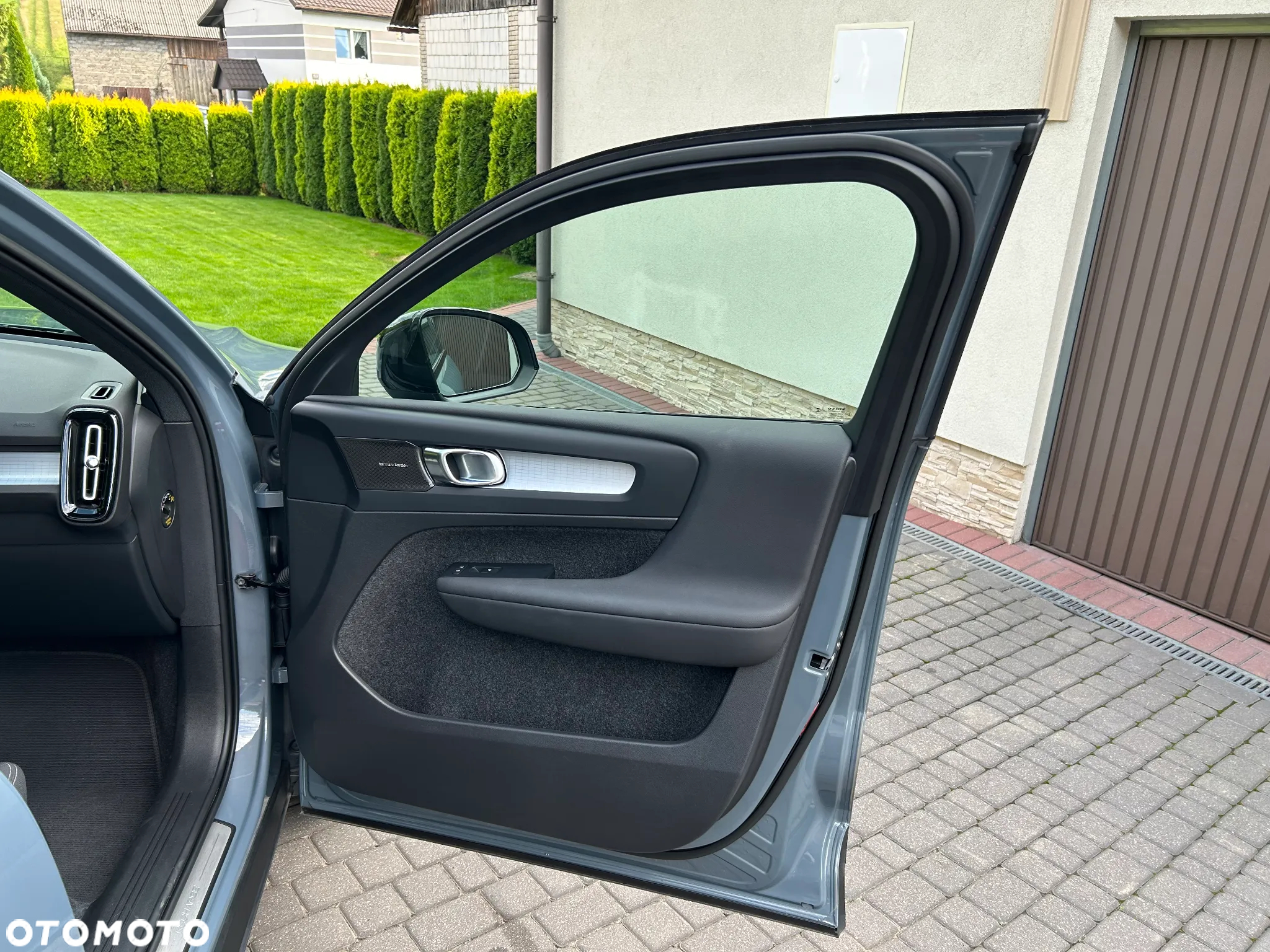 Volvo XC 40 T4 Plug-In Hybrid Plus Dark - 17