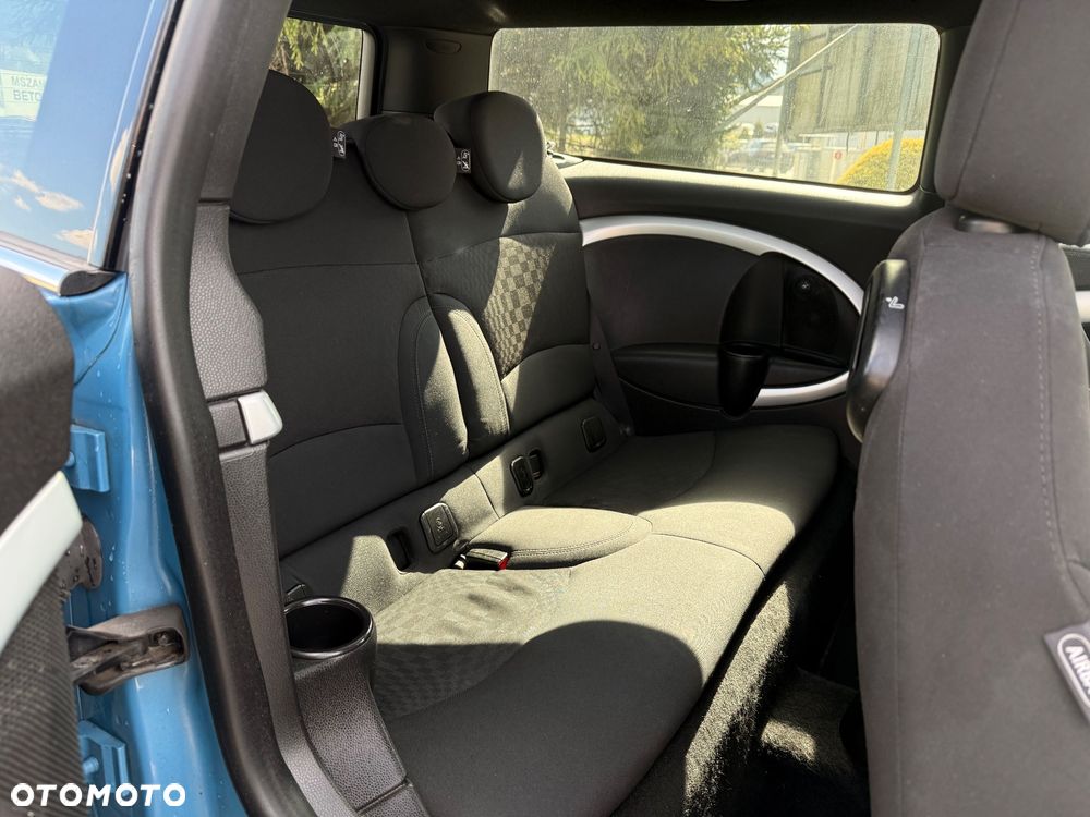 MINI Clubman Cooper SD - 10