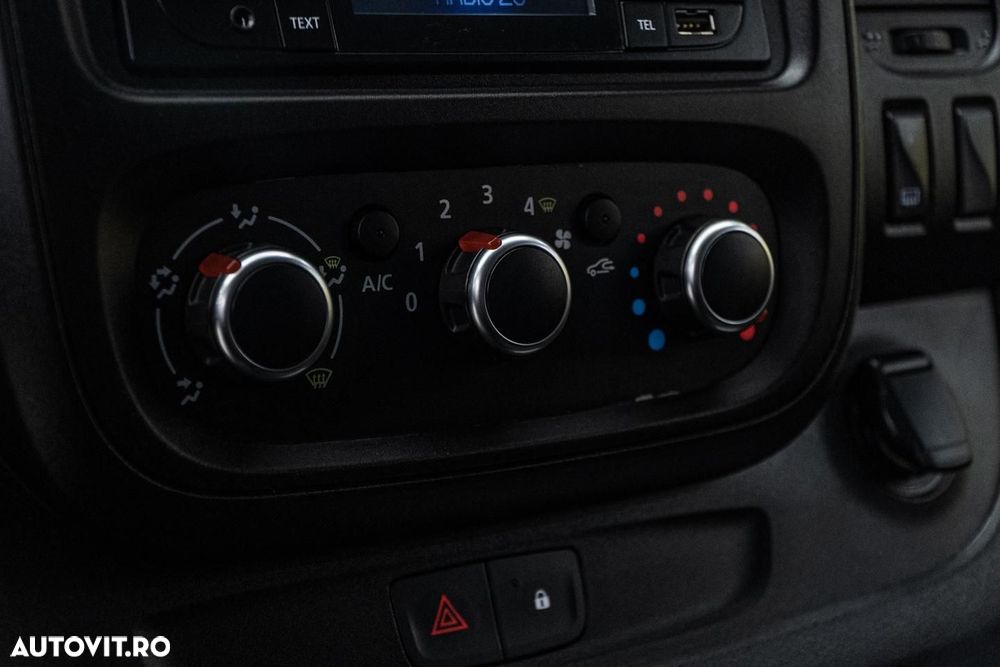 Renault Trafic 2.0 Blue dCi 120 Combi L2H1 8+1 locuri Authentique - 11