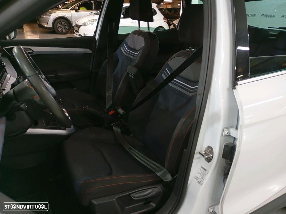 SEAT Arona 1.0 TSI FR - 5