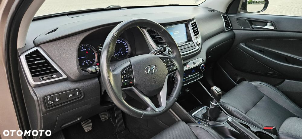 Hyundai Tucson blue 1.7 CRDi 2WD Advantage - 6