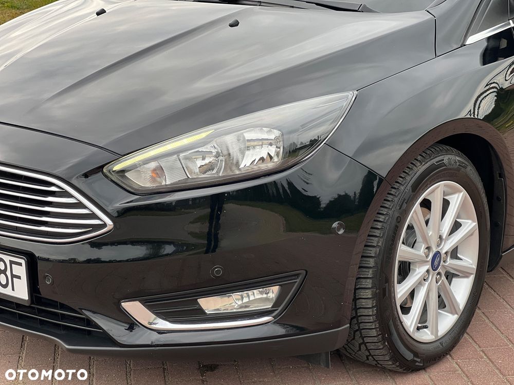 Ford Focus 1.0 EcoBoost Titanium - 12